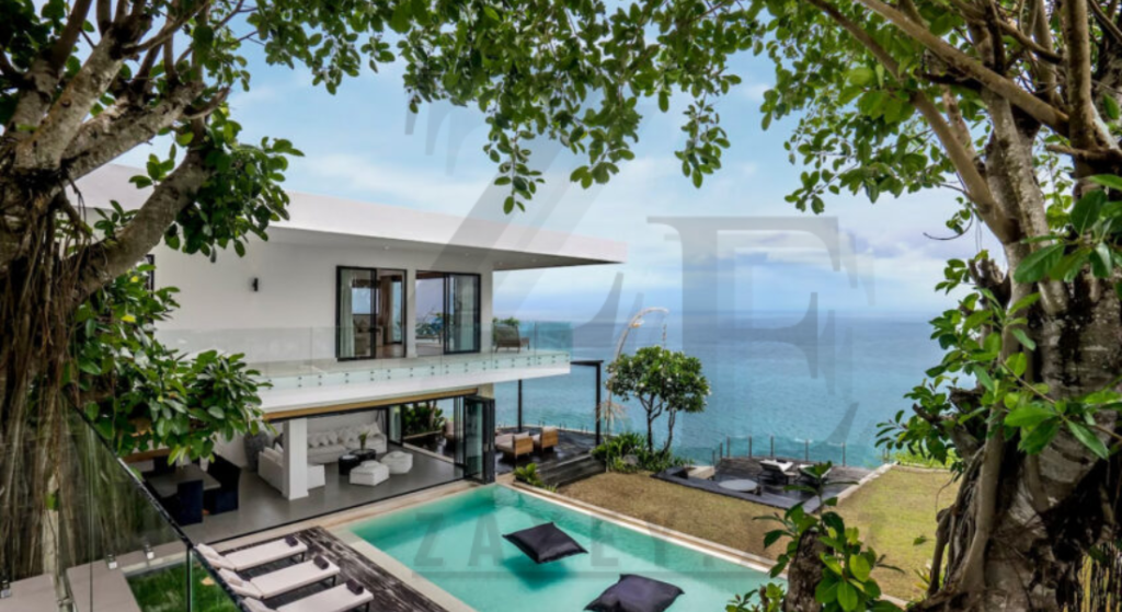 High-End Oceanfront Villas